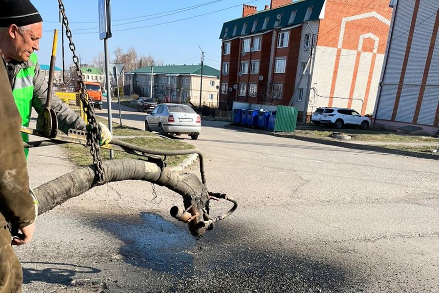 На территории Батыревского муниципального округа начаты работы по ремонту автомобильных дорог