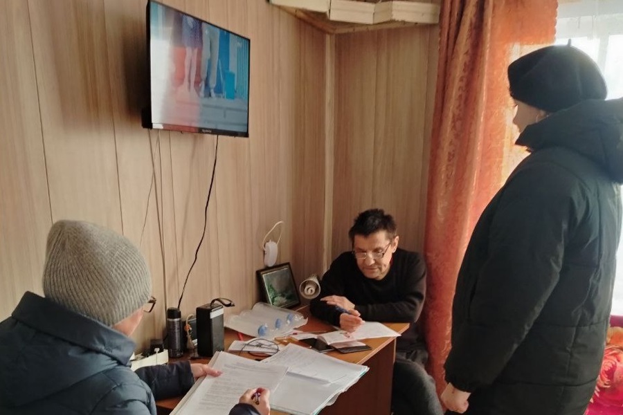 Специалисты соцслужб продолжают оказывать всестороннюю поддержку участникам специальной военной операции