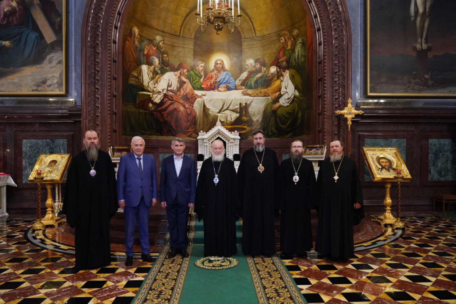 Глава  Чувашии Олег Николаев принял участие в хиротонии епископа Алатырского и Порецкого