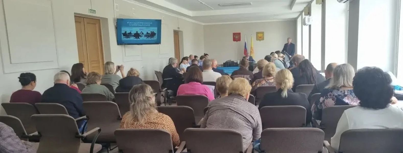 На расширенном совещании  подвели итоги прошлой недели и зарядились планами на текущую