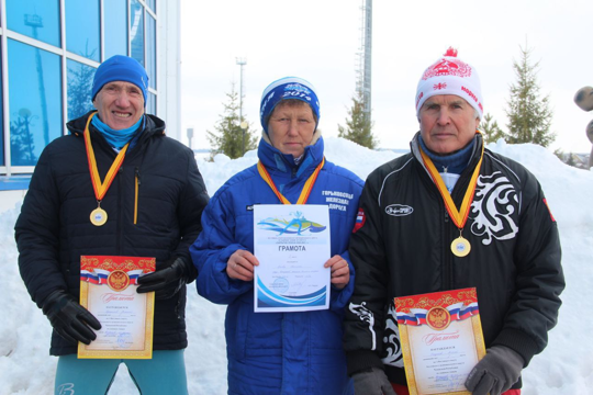 Ветераны лыжного спорта успешно выступили на Республиканских соревнованиях в честь памяти братьев Ивановых