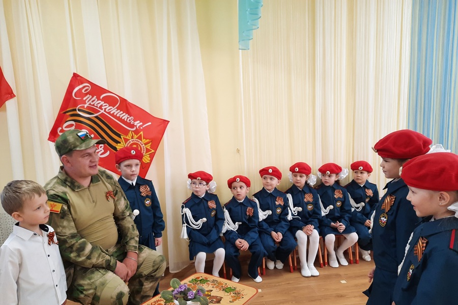 В преддверии 79 - й годовщины Великой Победы в столичных детских садах состоялась патриотическая акция «Цветок ветерану»