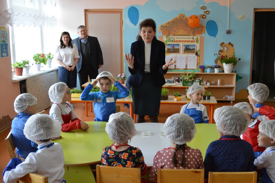 В Шимкусском детском саду открылась агролаборатория