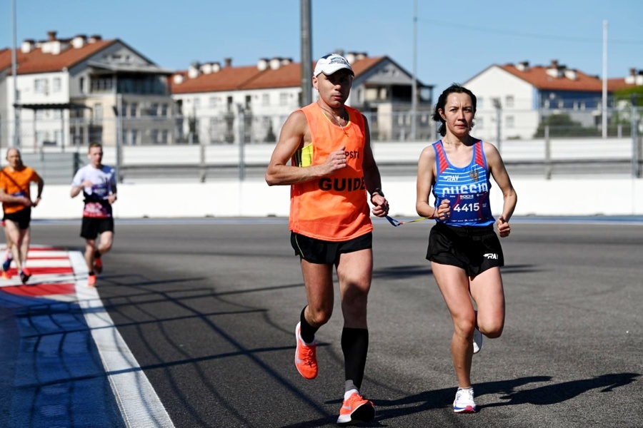 Диана Галимова – чемпионка России по спорту слепых в марафоне