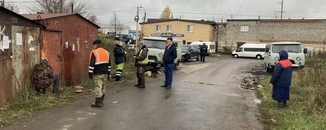 В городе продолжается работа по ликвидации незаконных гаражей и временных построек