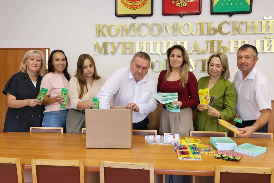 В Комсомольском муниципальном округе присоединились к благотворительной акции «Соберём ребёнка в школу»