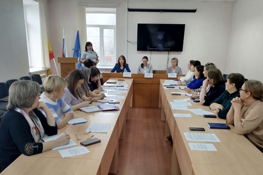 Семинар-практикум для специалистов муниципальных архивов Батыревского района: повышение квалификации и обмен опытом
