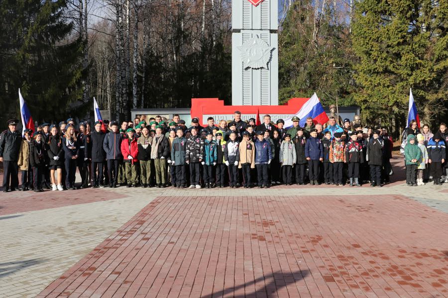 Открытие Сквера памяти и славы  в п. Кугеси