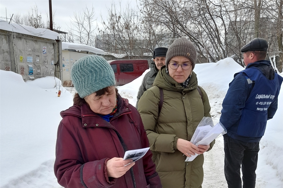 Сотрудники службы «Социальный патруль» продолжают патрулирование улиц