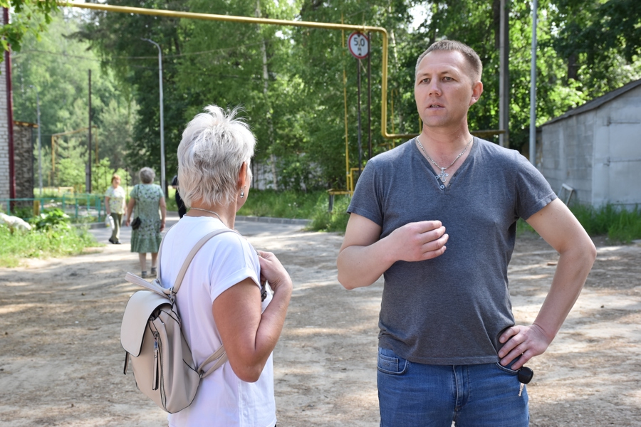 Глава администрации Эдуард Васильев встретился с жителями посёлка Лесной
