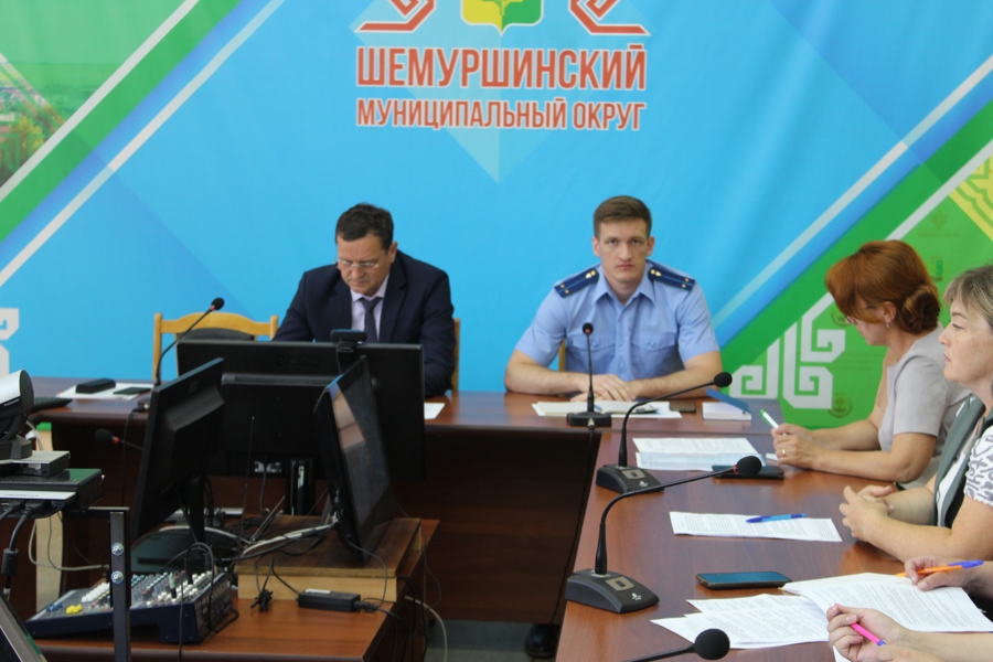 26 июня 2024 года состоялось заседание комиссии по делам несовершеннолетних и защите их прав при администрации Шемуршинского муниципального округа.
