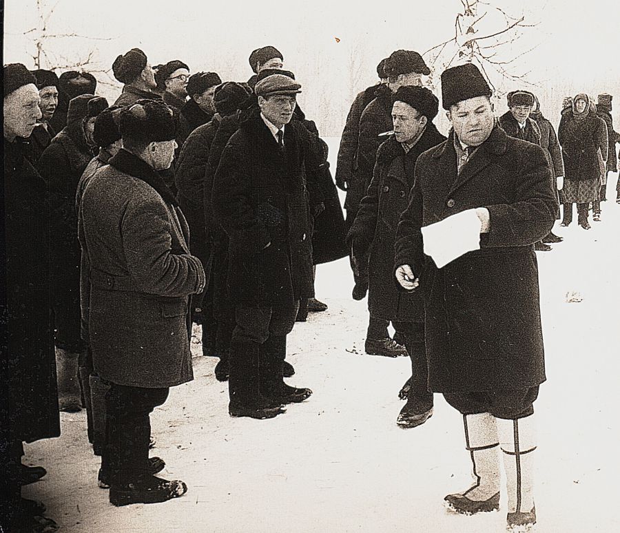 К 100 - летию конезавода: архивное фото 1975 года..