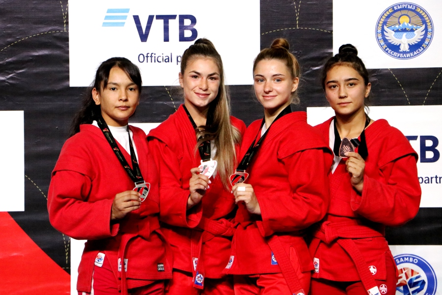 Татьяна Федорова завоевала золотую медаль Кубка мира по самбо