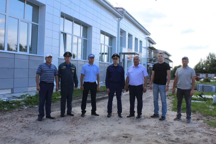 Осмотр хода капремонта МБОУ «Карабай‑Шемуршинская СОШ»