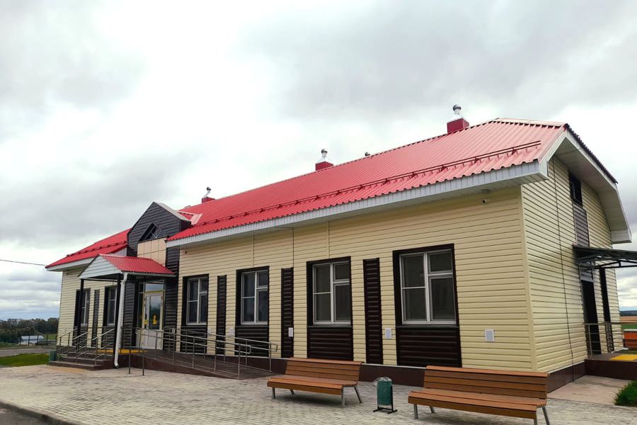 В трех селах Яльчикского округа открылись новые медицинские объекты