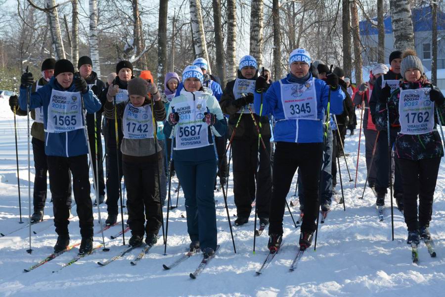 Жители Вурнарского муниципального округа массово поддержали «Лыжню России-2024»