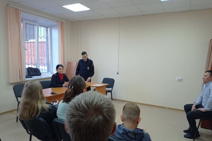 В Калининском районе прошло заседание Совета профилактики правонарушений