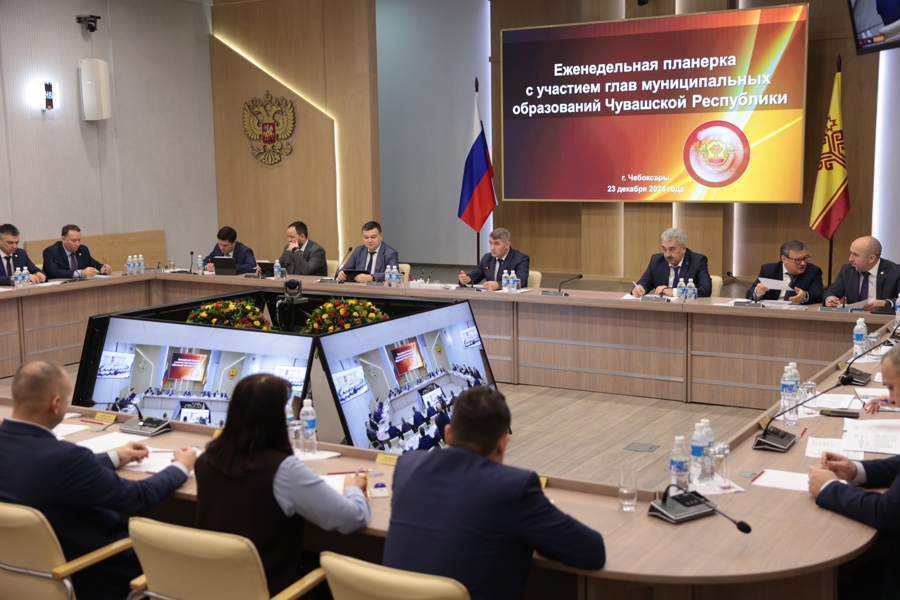 Глава Чувашии призвал быть сдержаннее при запуске фейерверков в новогодние праздники