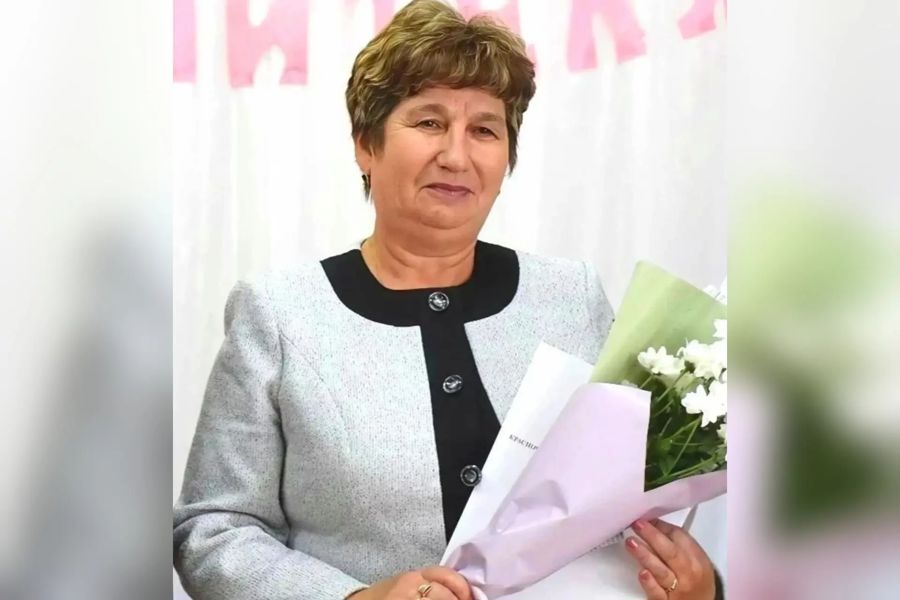 Валентина Ядранская удостоена звания «Заслуженный учитель Чувашской Республики»