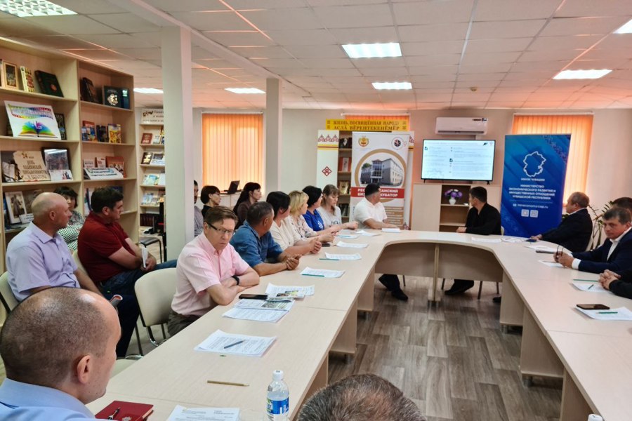 Состоялась деловая встреча с предпринимательским сообществом Яльчикского муниципального округа