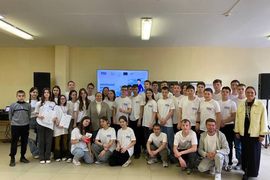 Выездной интенсив проекта «Школьные бизнес-компании» прошел в Моргаушском округе