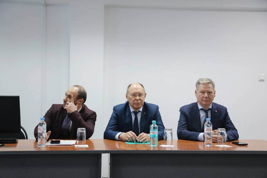 Евгений Кадышев и Размик Мамиконян провели Единый информационный день