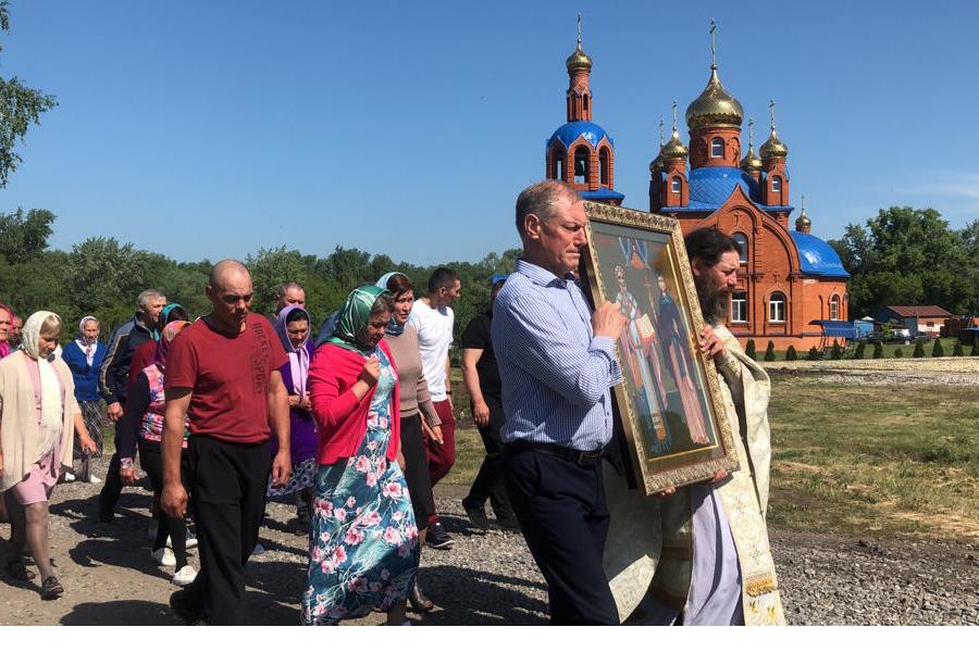 Праздник Святой Троицы в селе Лащ-Таяба