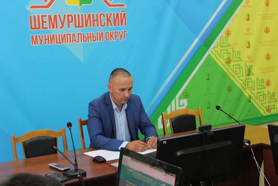 Заготовка кормов, «Ниме — народный бюджет», капремонт школы: о чём говорили на совещании в Шемуршинском округе.