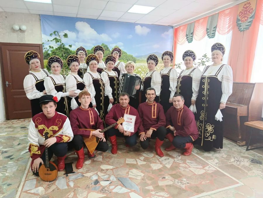 Уважаемые участники и руководители Народного хора русской песни Алатырского городского Дворца культуры