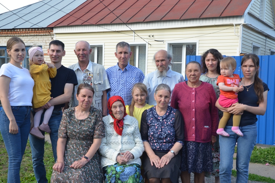 90-летний юбилей отметила жительница г. Цивильска, ветеран труда Константинова Нина Арсентьевна