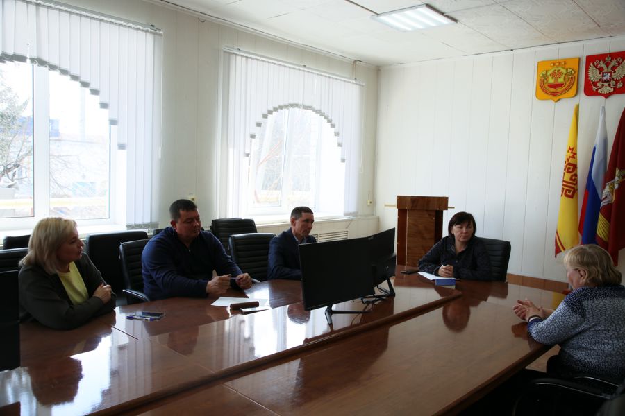 В Янтиковском округе состоялся приём граждан по вопросам ЖКХ