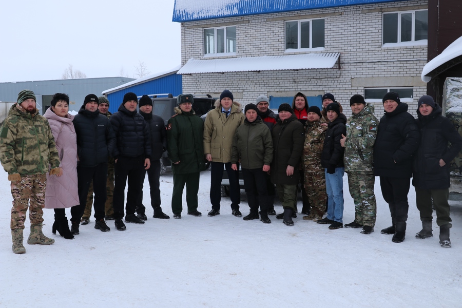 Жители Чебоксарского округа отправили крупную партию гуманитарного груза для наших бойцов