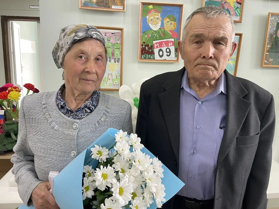 Ровно 50 лет назад прозвучал для них марш Мендельсона: «золотую» свадьбу отметила семья Казамбаевых