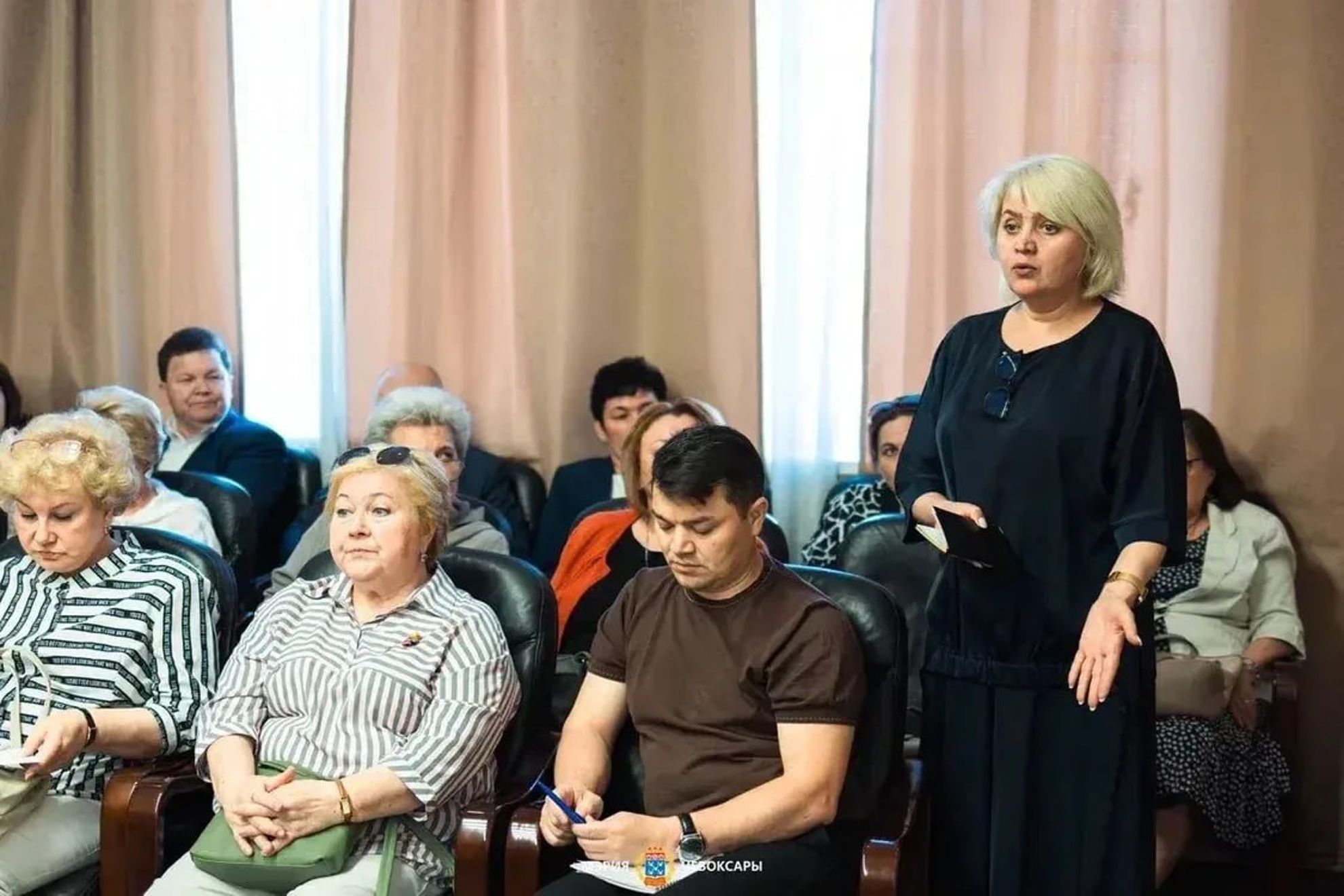 Глава Чебоксар Станислав Трофимов подвел итоги встречи с подрядчиками, которые ведут капремонт образовательных учреждений города