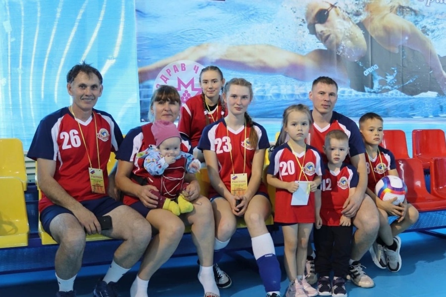 Команда Самсоновых из с. Байгулово завоевала две награды на республиканском семейном фестивале «Игры поколений»