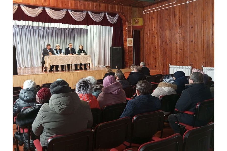 В Шемуршинском муниципальном округе дан старт отчётным встречам с населением