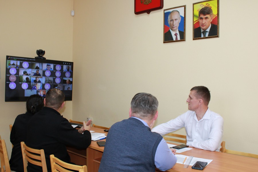 Александр Шакин провел совещание с руководителями подведомственных учреждений Госветслужбы Чувашии