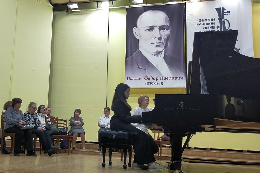 Учащиеся музыкальной школы №1 им. С. Максимова посетили мастер-классы преподавателей Нижегородской консерватории