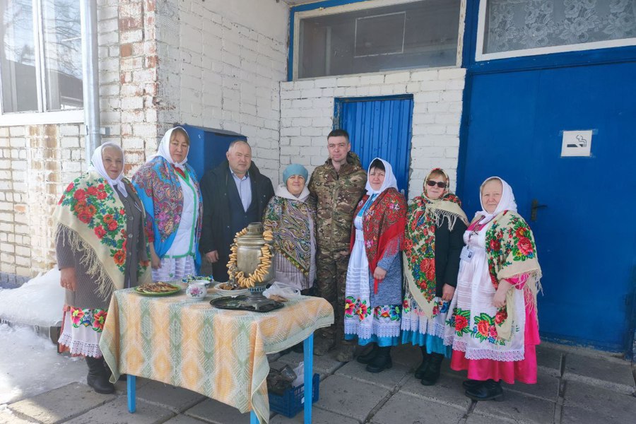 Отпускник СВО побывал на избирательном участке