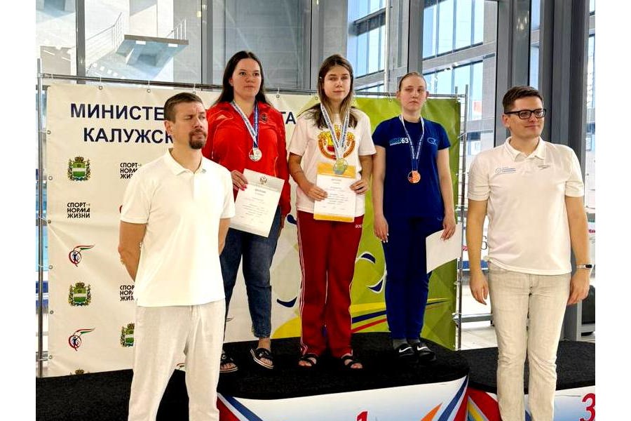 Мария Мамаева взяла 3 медали на чемпионате России по плаванию среди слепых