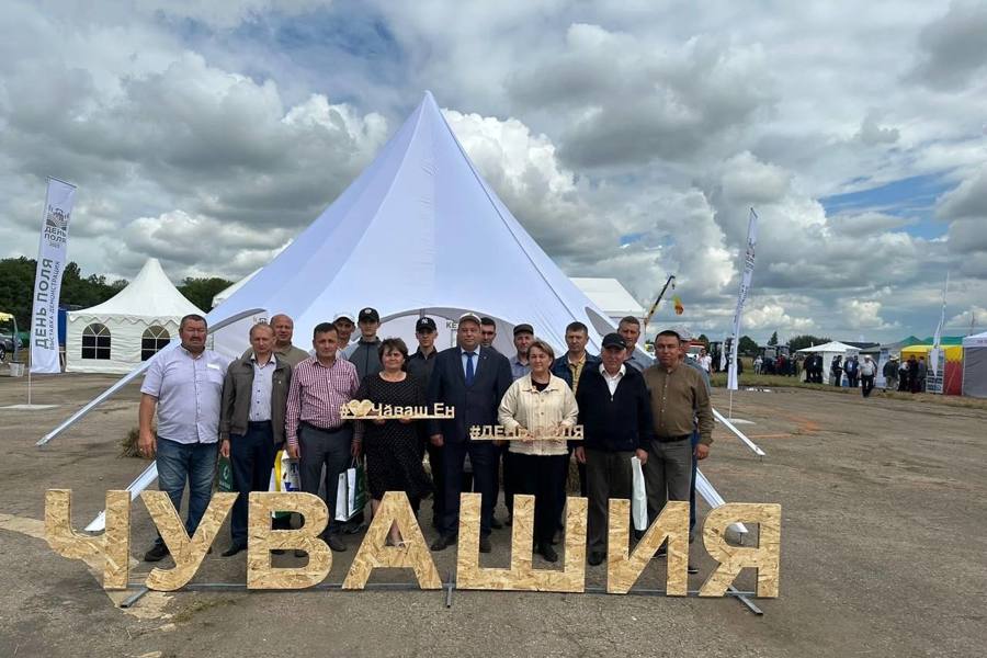 Сельхозтоваропроизводители Шемуршинского муниципального округа посетили «День поля»