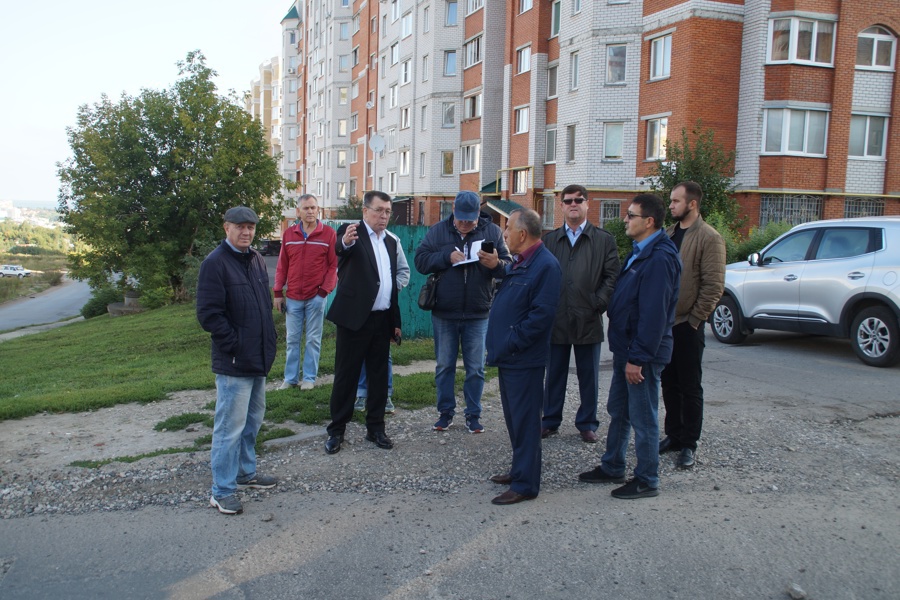 В Чебоксарах проинспектировали соблюдение правил благоустройства микрорайона «Грязевская стрелка»