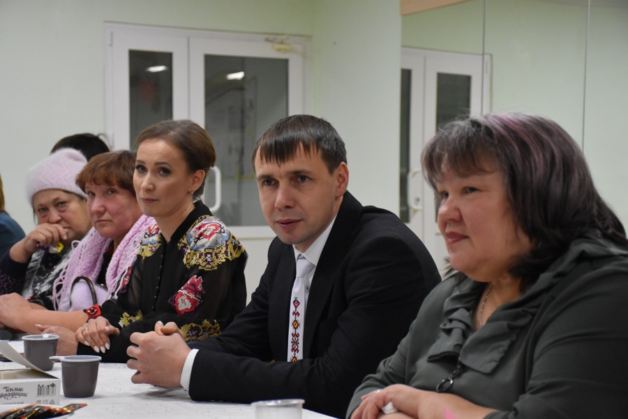 Глава Красноармейского муниципального округа Павел Семенов встретился с матерями военнослужащих, принимающих участие в специальной военной операции