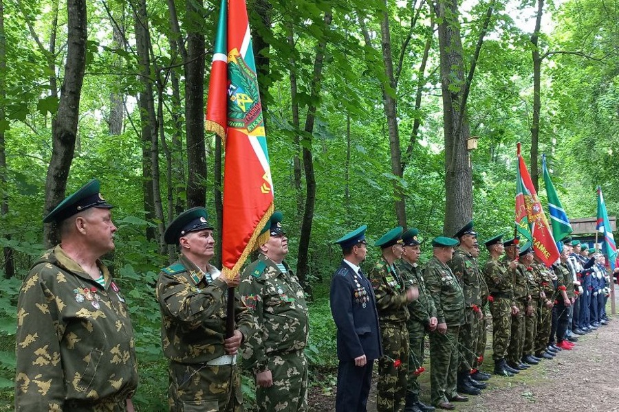 Глава города Новочебоксарск Максим Семенов  поздравляет  с Днем ветеранов боевых действий