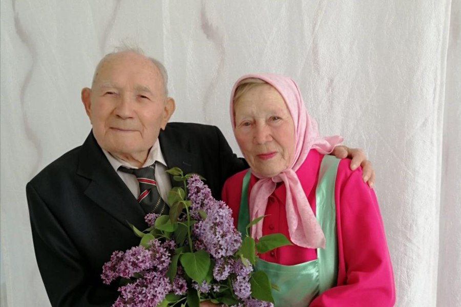 Супруги Николаевы отметили 65-летний юбилей супружеской жизни