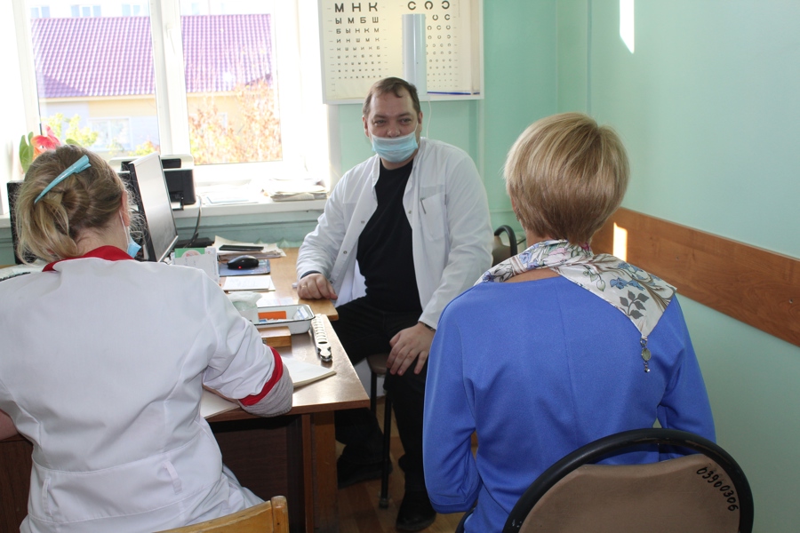Алатырцы оценили профессионализм нового офтальмолога