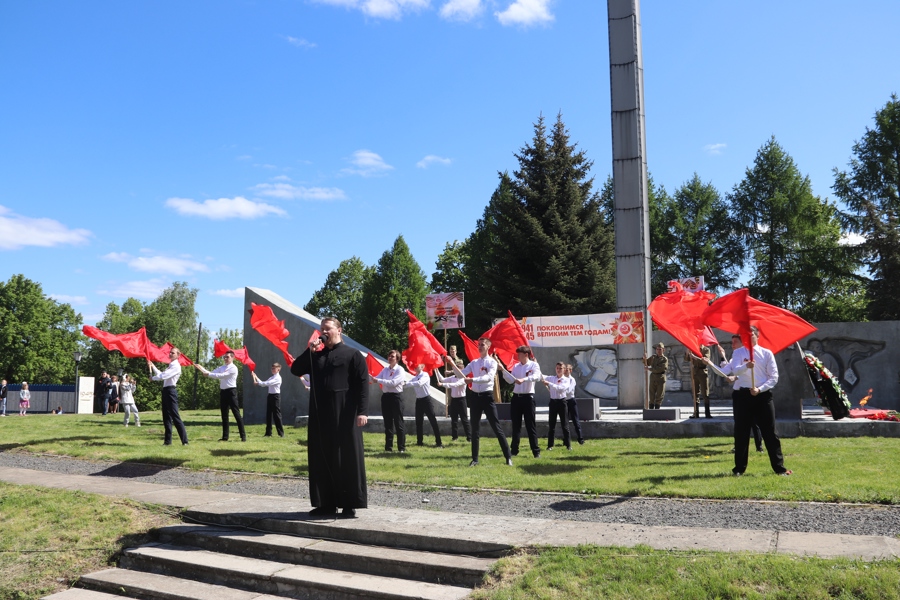 Торжественное мероприятие на Обелиске воинам-землякам, павшим в годы Великой Отечественной войны