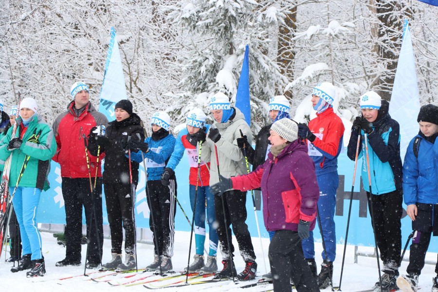 В Чебоксарах прошел Лыжный фестиваль в рамках «Лыжня России-2024»