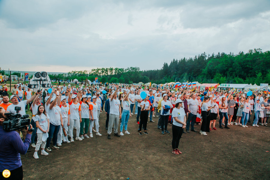 Молодёжь Чувашии присоединилась к всероссийской акции «#Встанем»