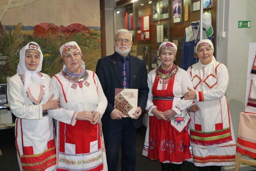 День чувашской вышивки в музее космонавтики